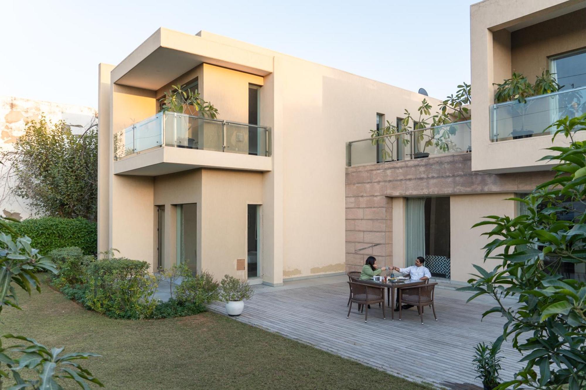 Karma Lakelands, Gurugram Gurgaon Exterior foto